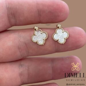 Brinco Perolado Réplica Van Cleef